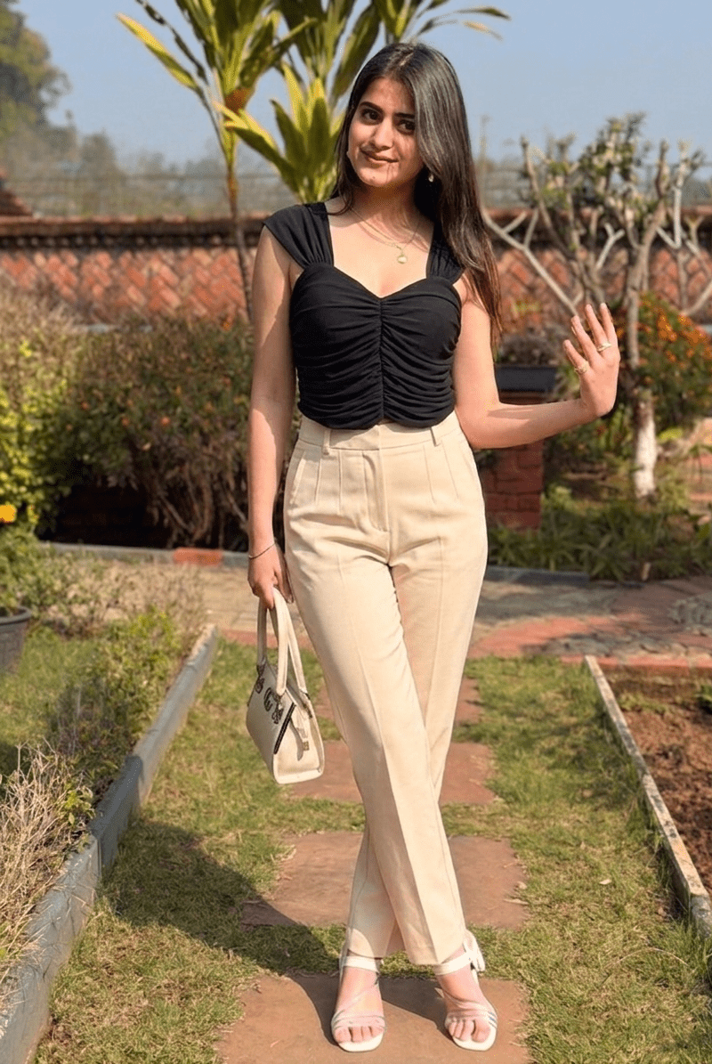 Black sweetheart neck ruched top women buy online India